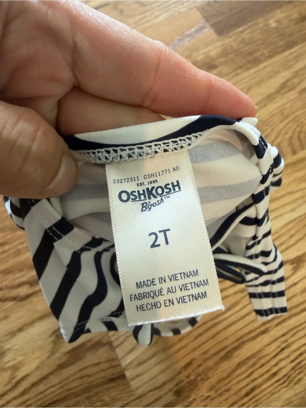 OshKosh 2T CUTE Girls black  & White Striped Pineapple One-Piece Swimsuit